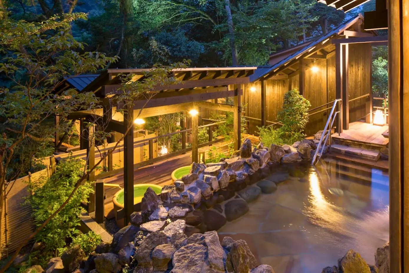 Picture of the main baths of Hakone Yuryo in Kanagawa, Kanto
