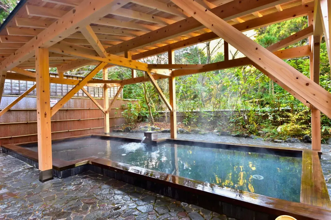 Picture of the main baths of Kurama Onsen in Kyoto, Kansai