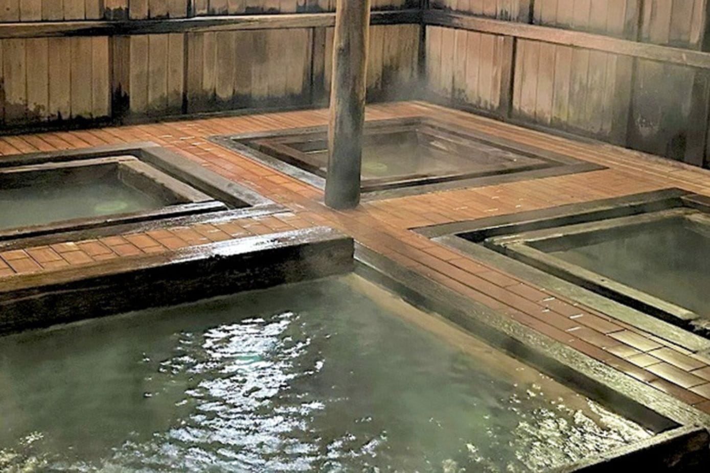 Picture of the main baths of Otakinoyu Onsen in Gunma, Kanto