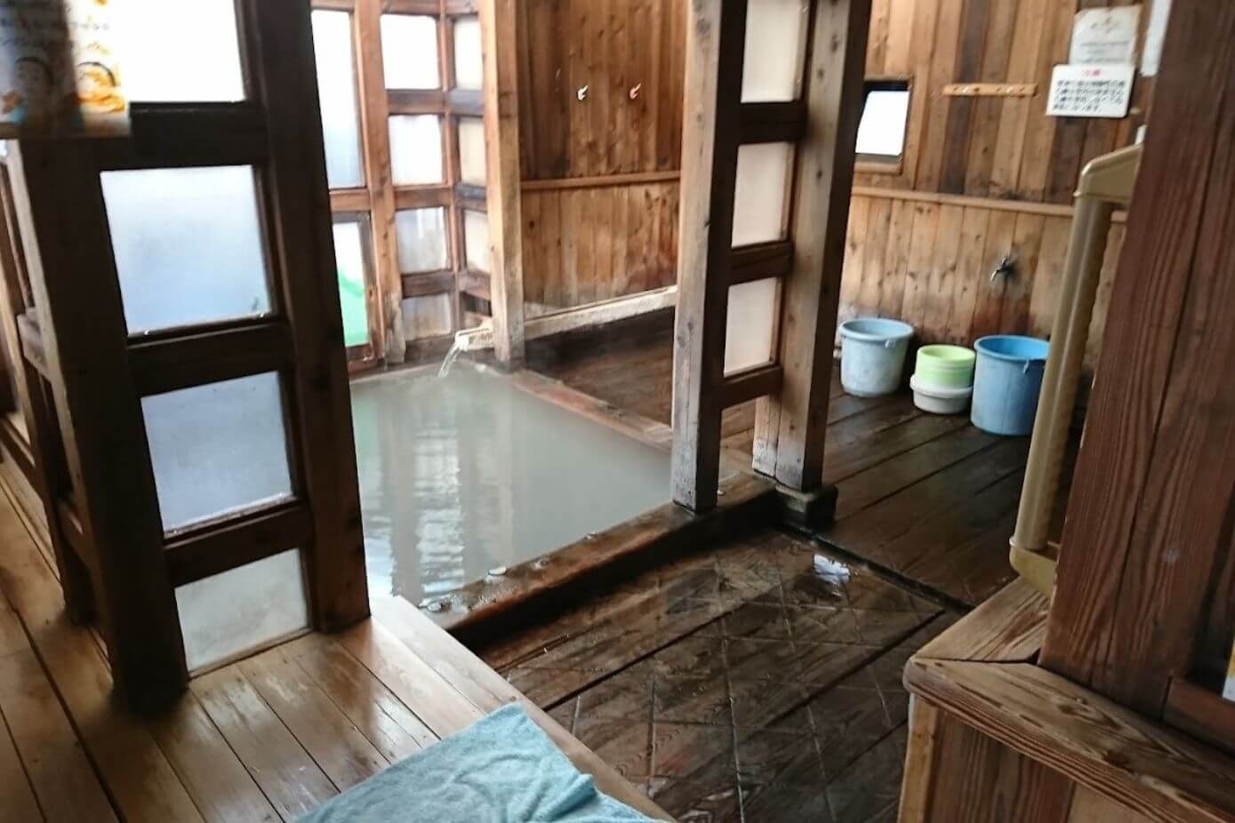 Picture of the main baths of Shirahata Onsen in Gunma, Kanto