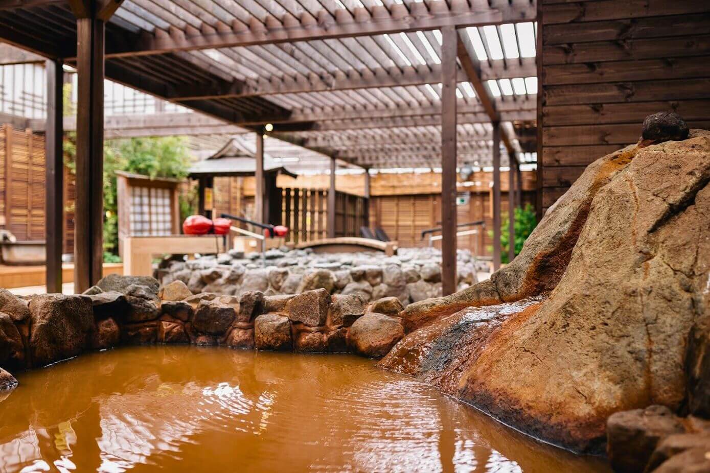 Picture of the main baths of Taikou-no-Yu Onsen in Hyogo, Kansai