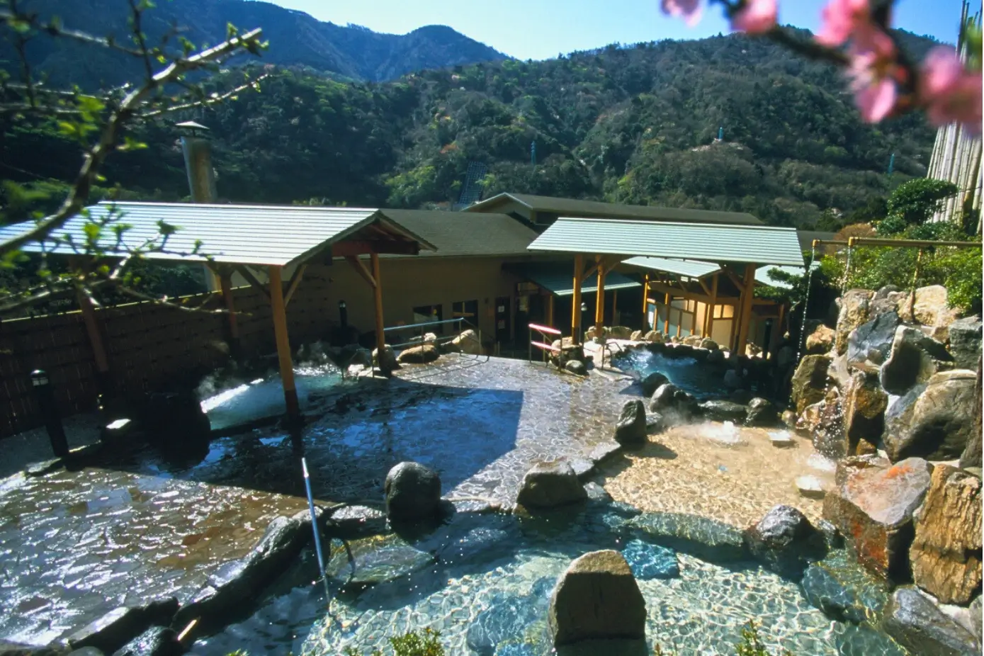 Picture of the main baths of Yunosato Okada in Kanagawa, Kanto